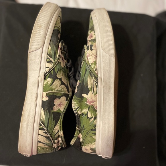 Floral Vans - Picture 7 of 7